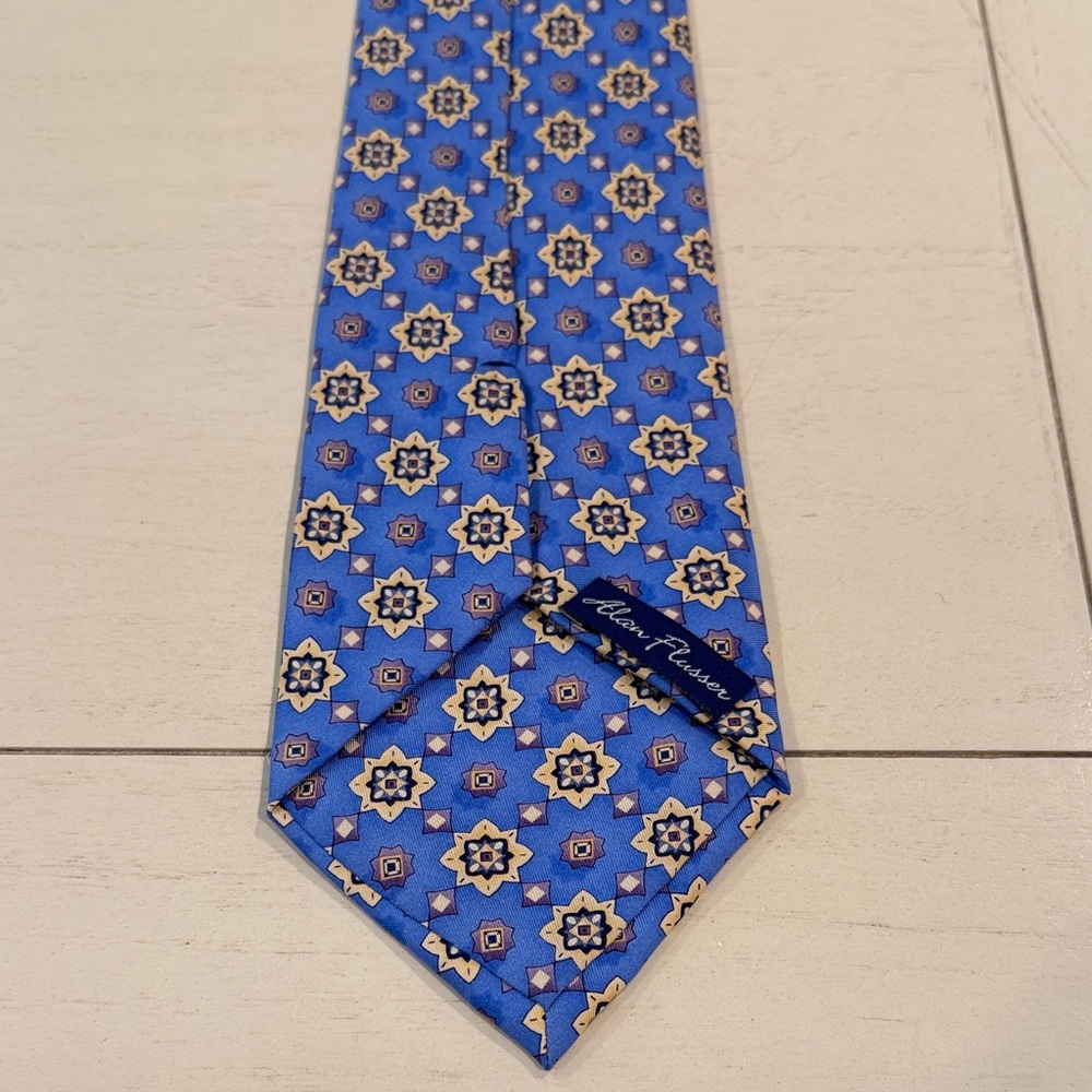 Alan Flusser Blue Floral Men's Tie
